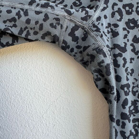 Athleta Elation High Rise Tight Leggings Gray Black Leopard Size Medium TALL - Picture 3 of 6